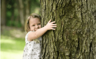 girl-hugging-tree