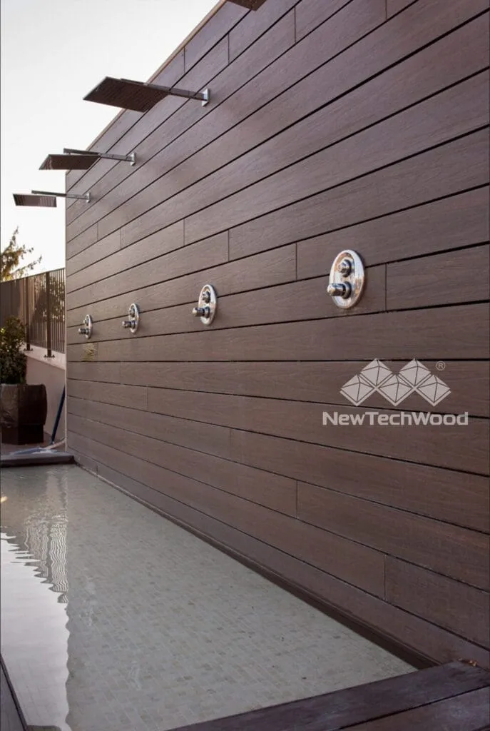 Wall panels with recessed lighting